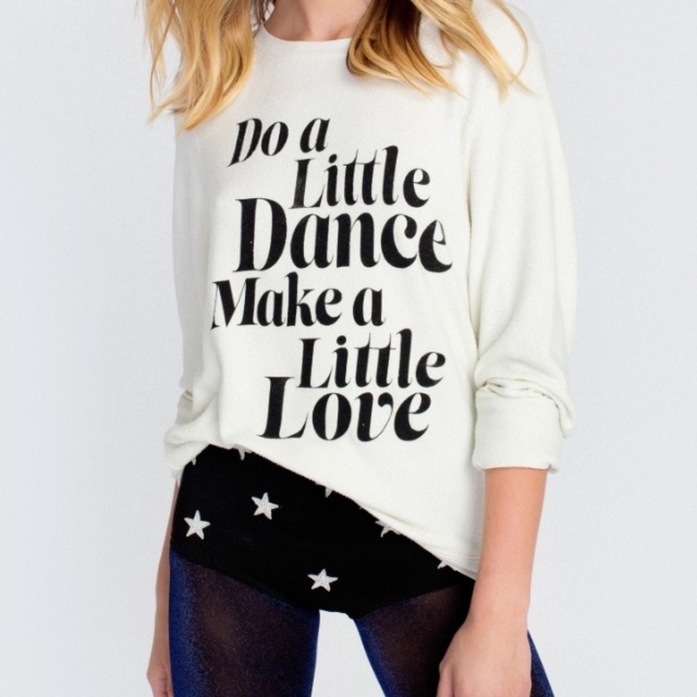 Wild fox sweater