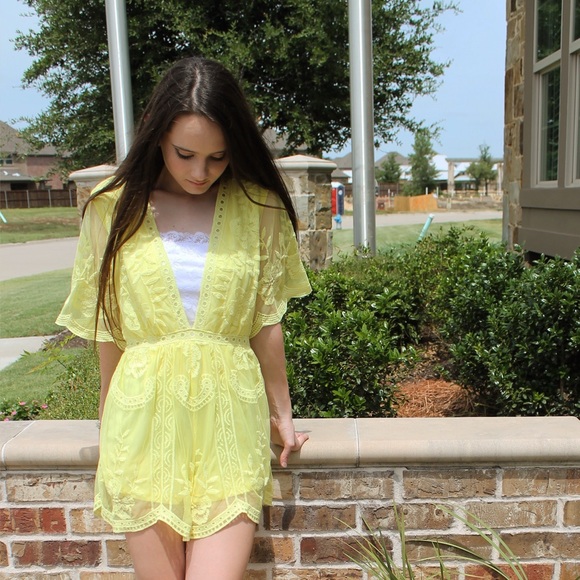 Final Sale  Chloe Romper - Picture 2 of 6