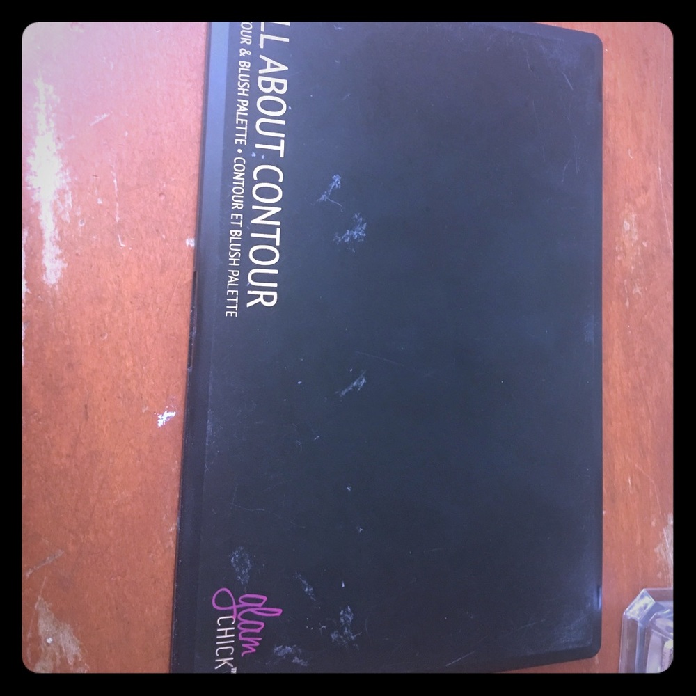 All about Contour glam chick