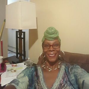 Meet your Posher, Beverley