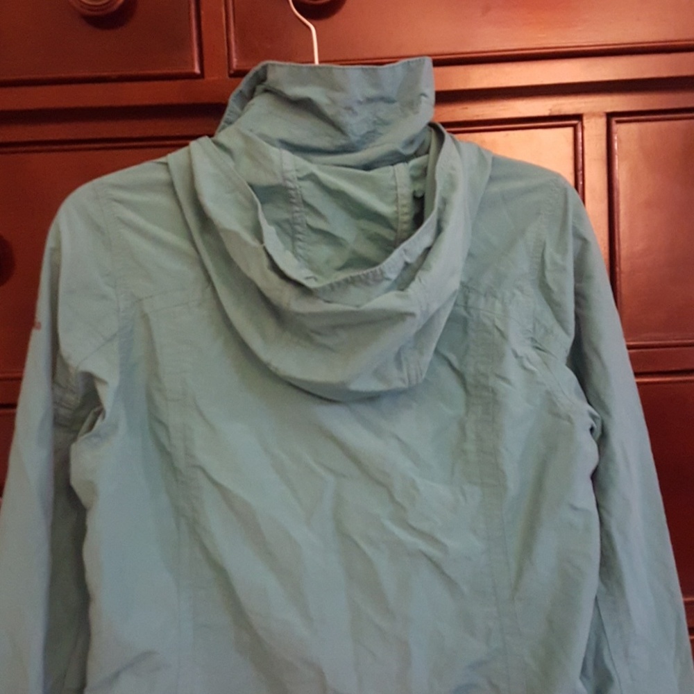 Columbia Windbreaker - Picture 3 of 4