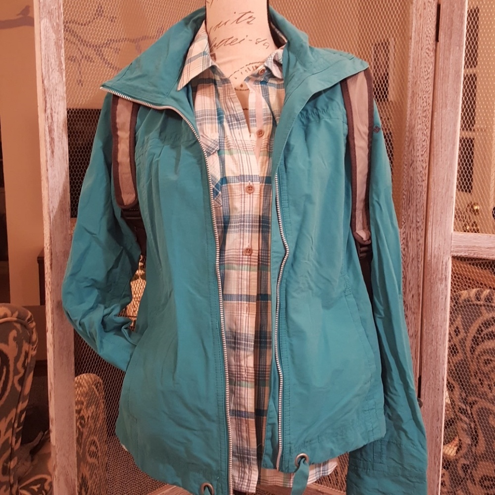 Columbia Windbreaker - Picture 1 of 4