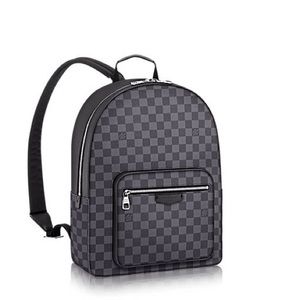 Meet your Posher, Marcus