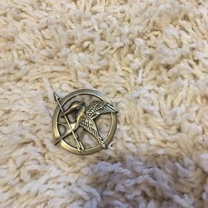 Enamel Pin Mocking Bird