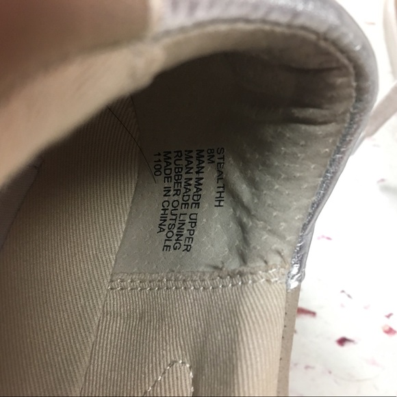 Steve Madden lace up slip ons size 8 - Picture 3 of 4