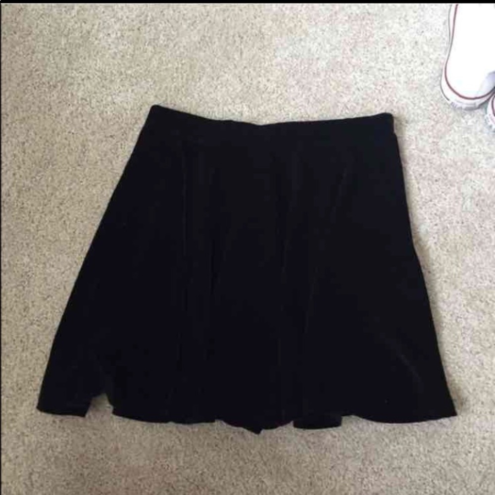 NWOT Black Velvet Skater Skirt