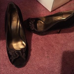 Bakers brown peep toe heels