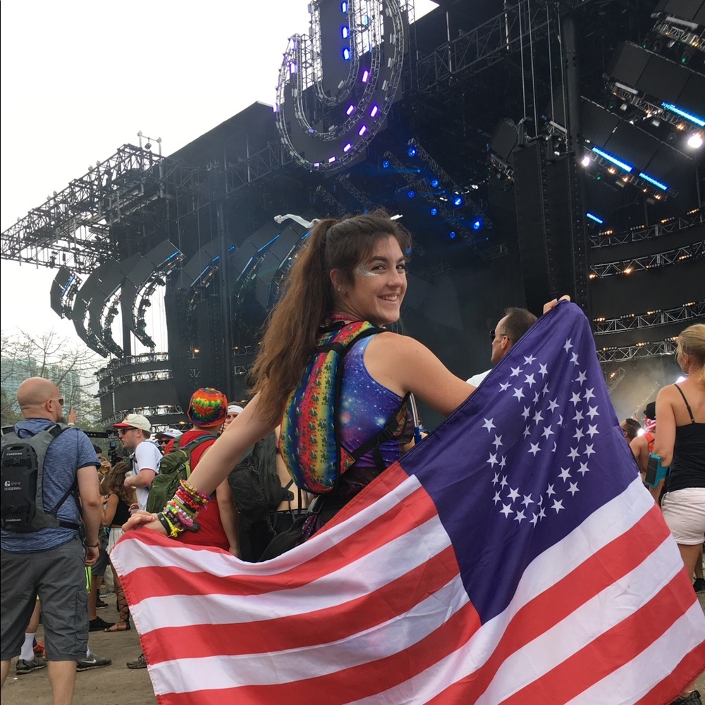 Meet your Posher, Lindsey