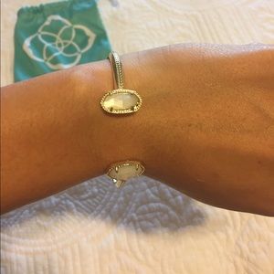 Kendra Scott bracelet