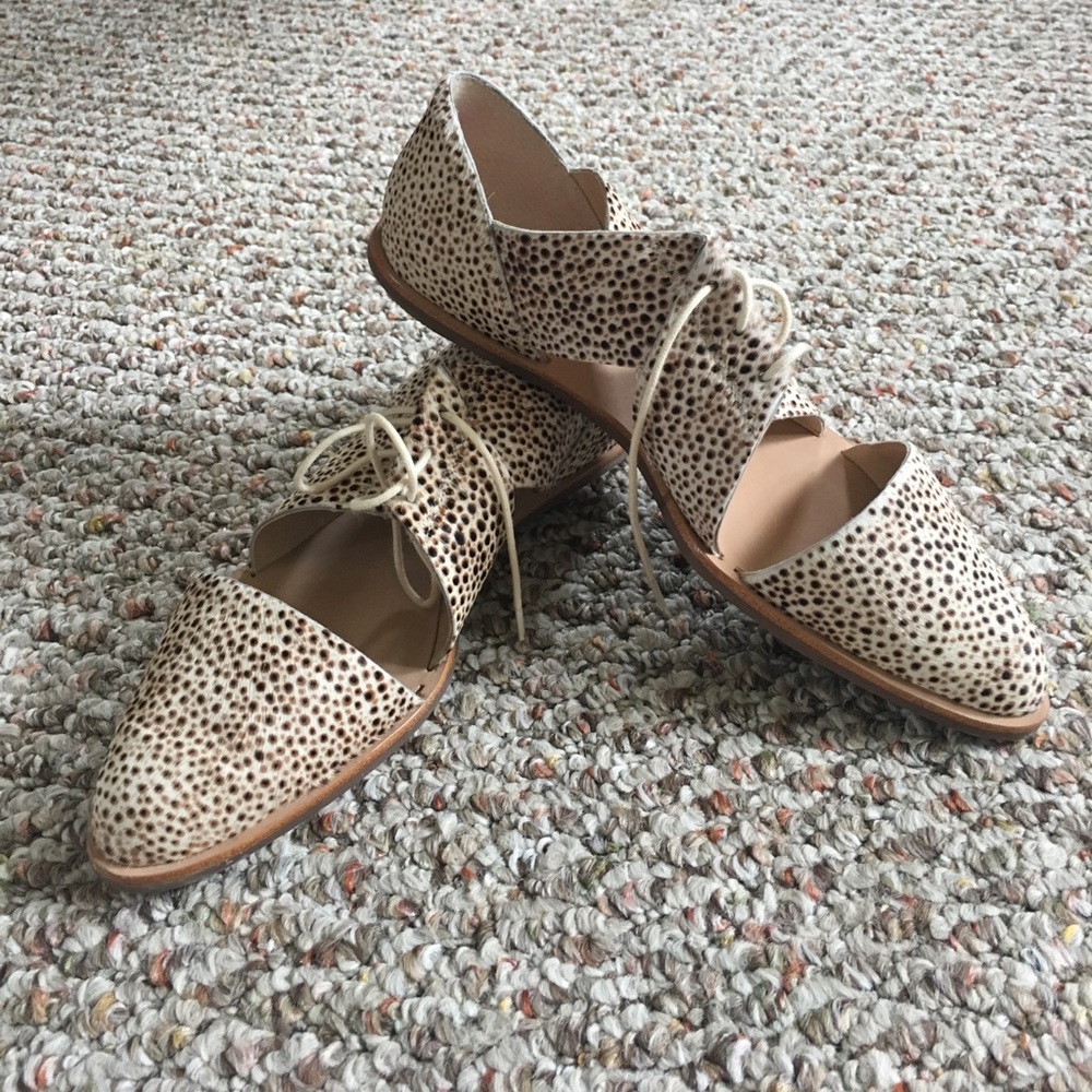 Loeffler Randall size 8 pony hair sandals