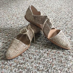 Loeffler Randall size 8 pony hair sandals