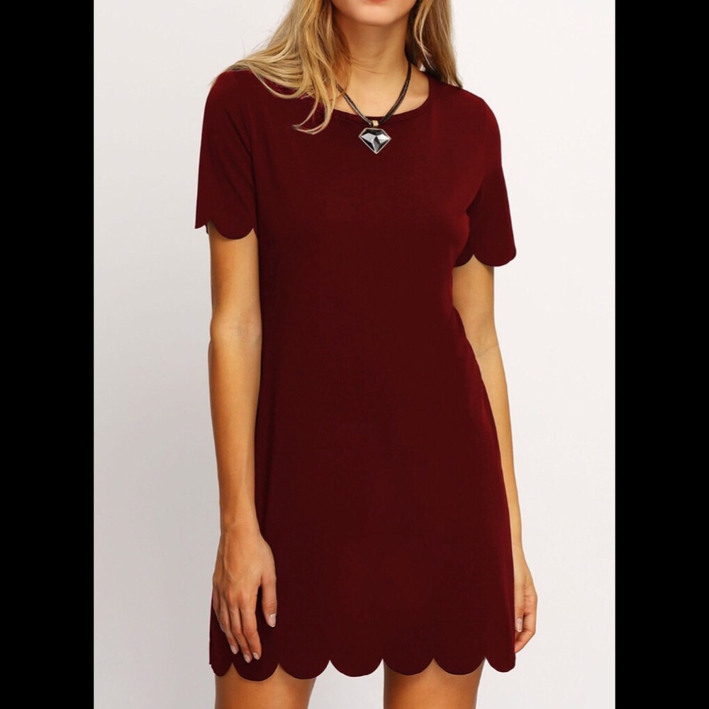 Scalloped light weight Maroon Dress