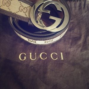 Brown gucci belt 10/10 condition