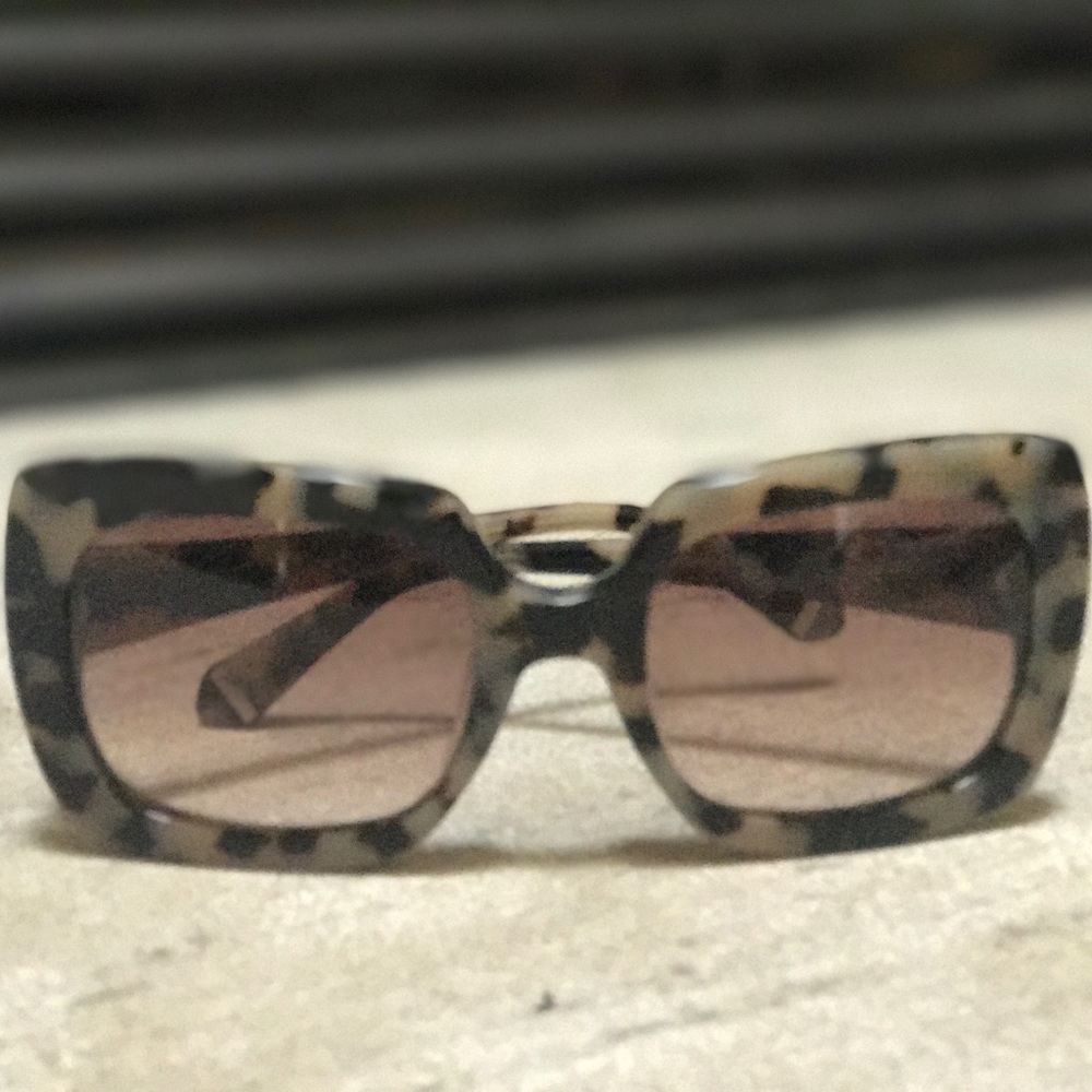 Zac Posen Tortoise Shell Sunnies