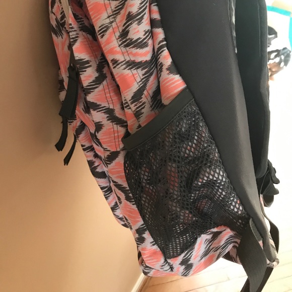 School backpack - Picture 3 of 3