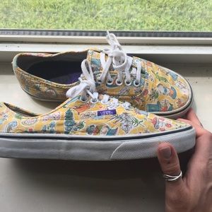 Alice & Wonderland Vans - special edition