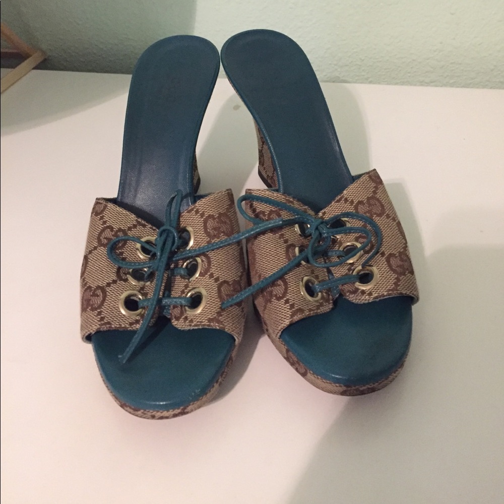 Gucci mini wedges