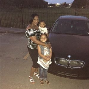 Meet your Posher, Suzanne