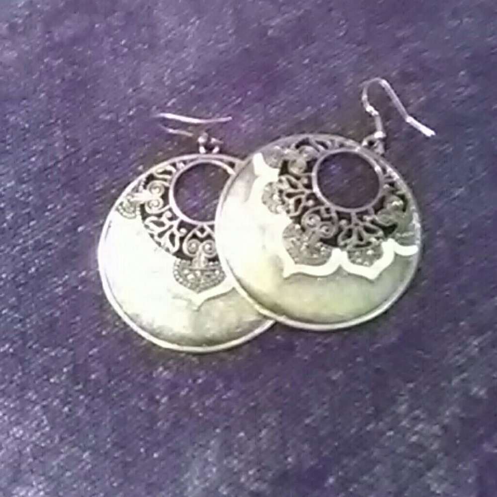 Earings