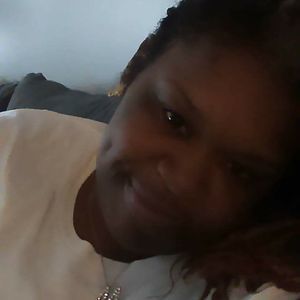 Meet your Posher, Makeva