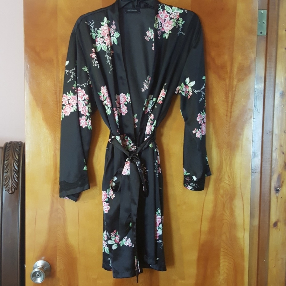 Satin robe