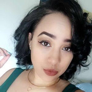 Meet your Posher, Rianna