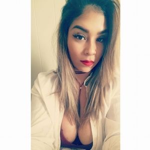 Meet your Posher, Mayra