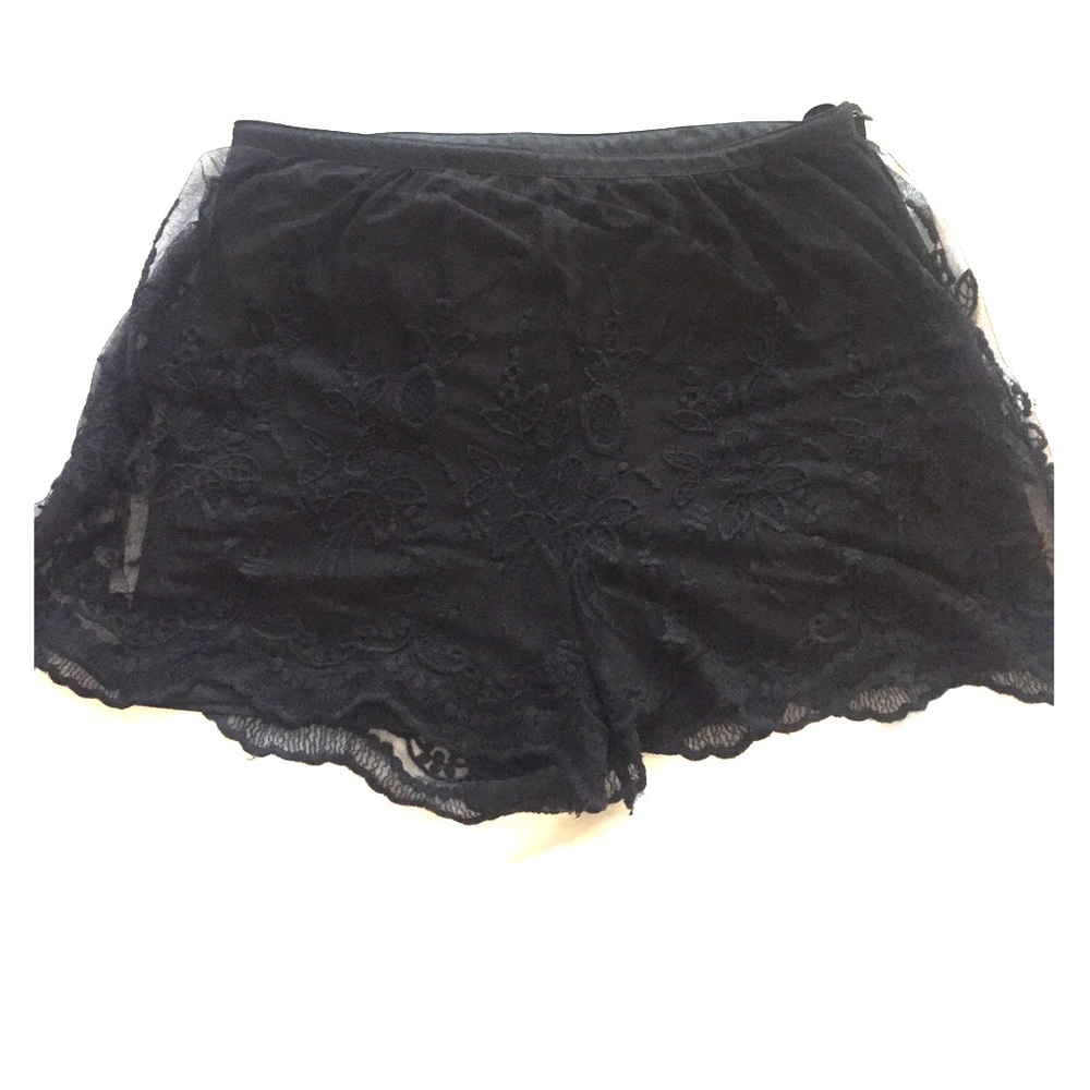 Lace shorts from Topshop