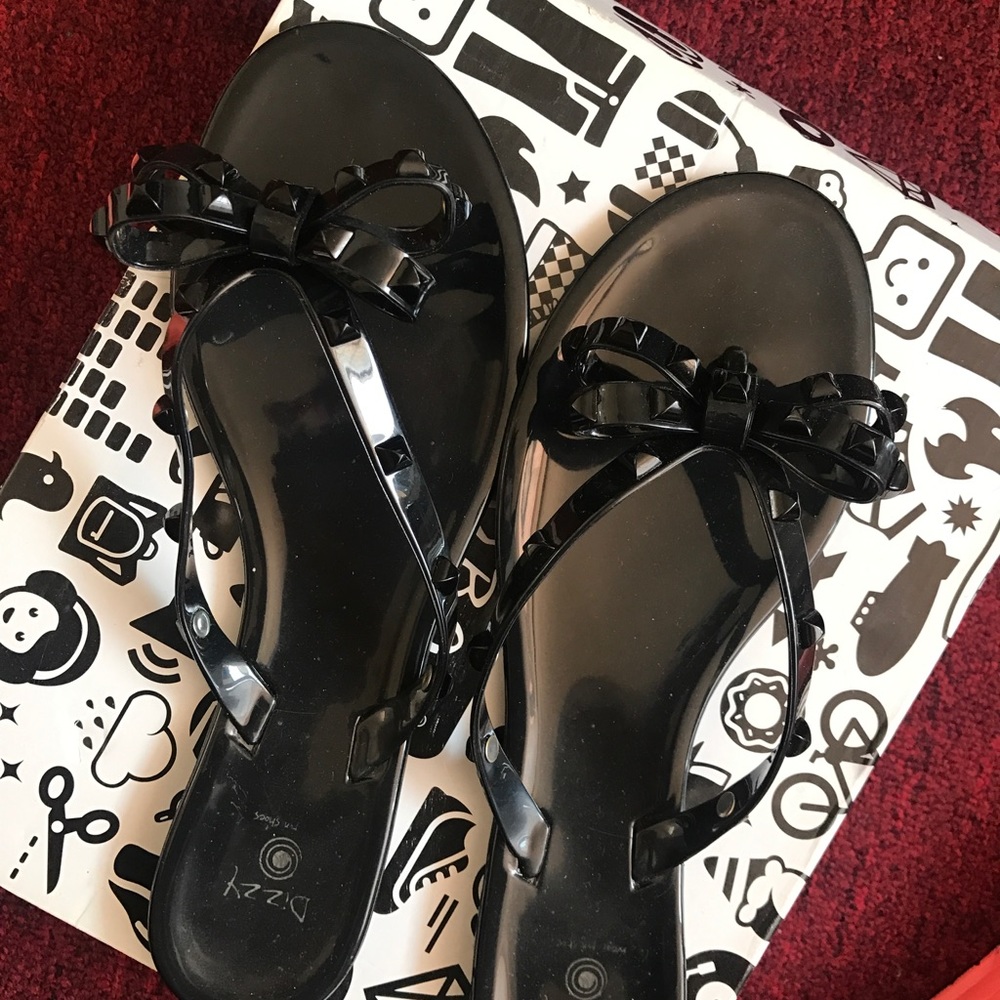 dizzy studded sandals