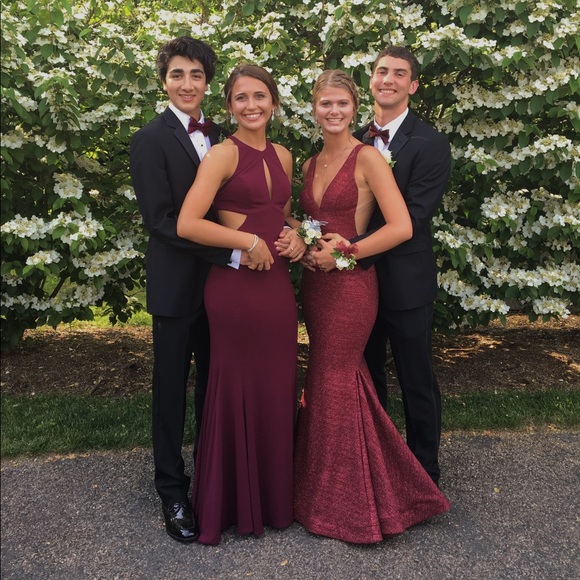 Size 0 Jovani Maroon Prom Dress - Picture 4 of 4