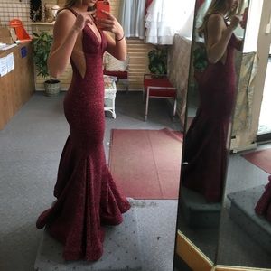 Size 0 Jovani Maroon Prom Dress
