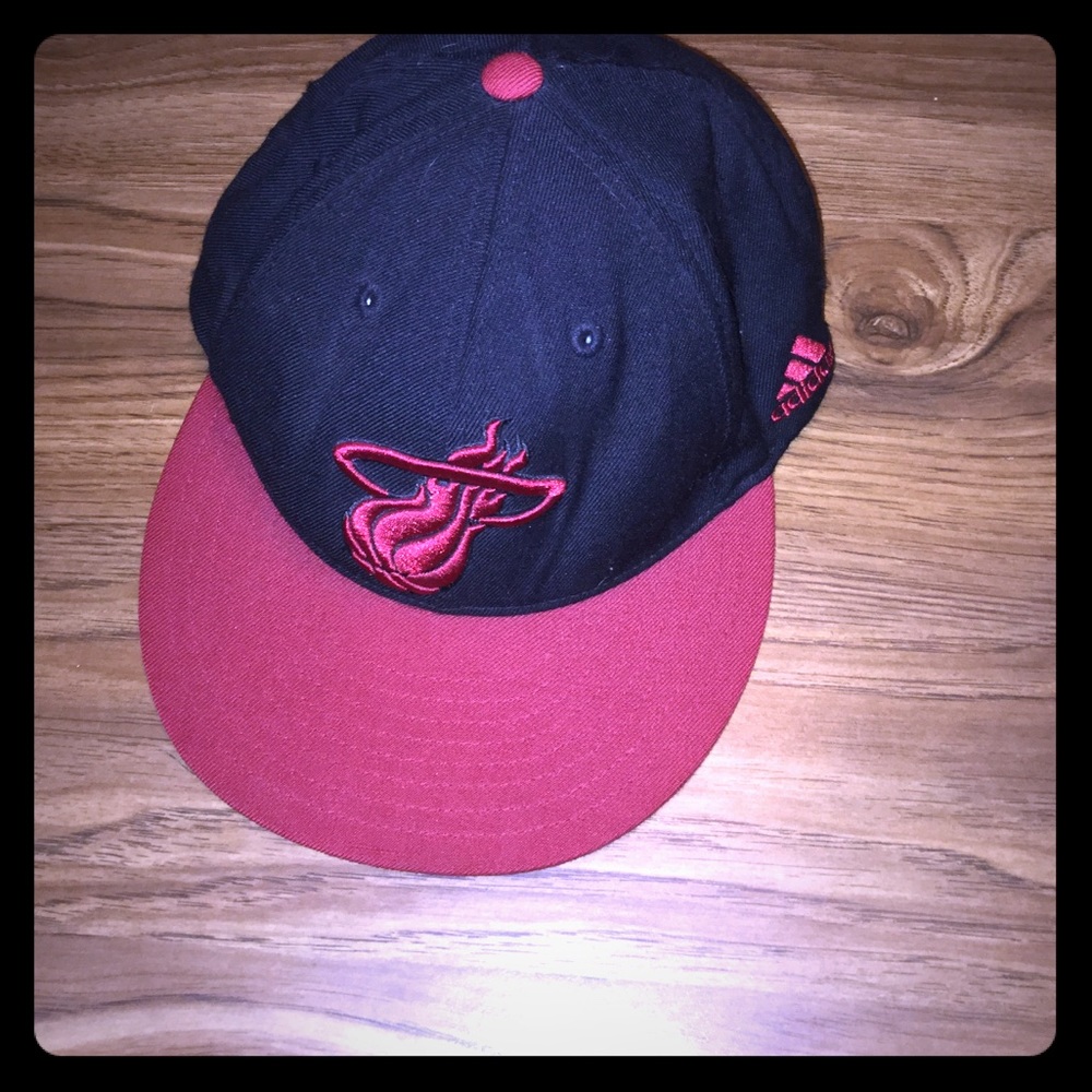 Adidas Miami Heat hat 🏀