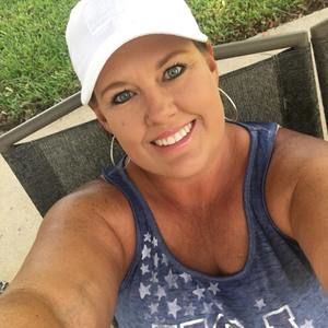 Meet your Posher, Candace