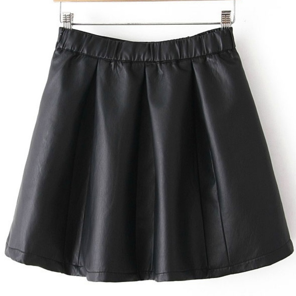 NWOT Faux Leather Black Skater Mini Skirt