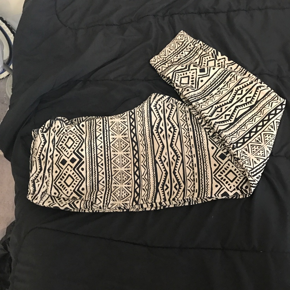 Joggers - Picture 3 of 3