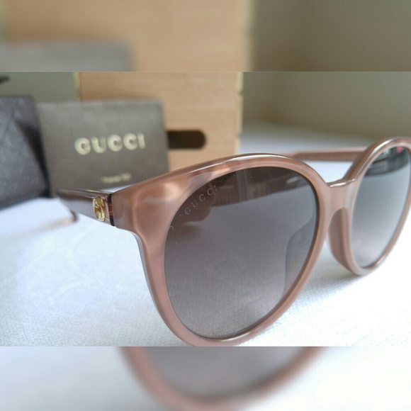 Gucci Accessories - ✨ Pink Gold Gucci Cat Eye Sunglasses