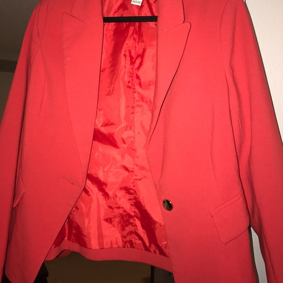 Blazer - Picture 2 of 3