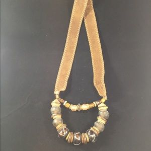 Twine and Twig Simple Statement necklace