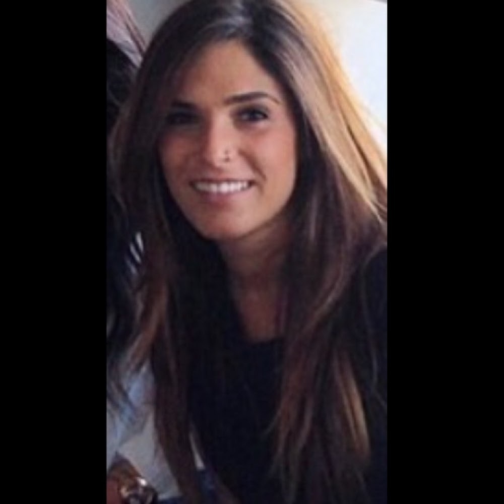 Meet your Posher, Carina