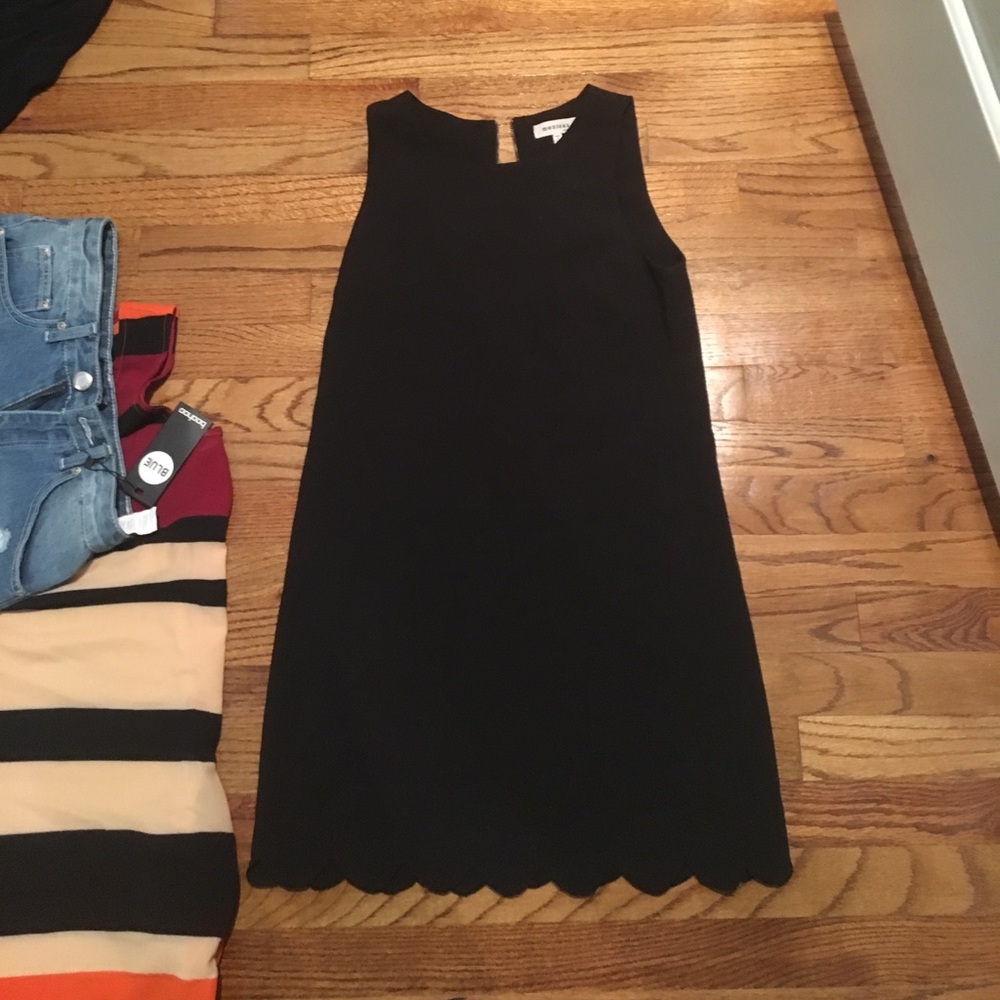 Black scalloped shift dress