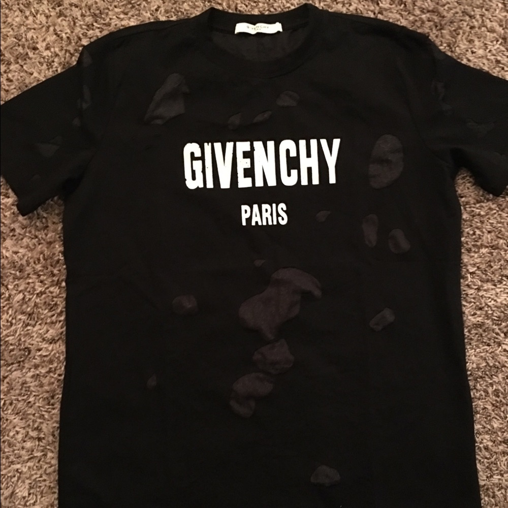 Givenchy Paris destroyed t shirt size medium