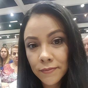 Meet your Posher, Sonia