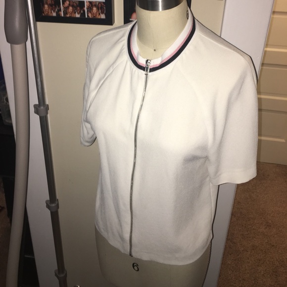 H&M Jackets & Blazers - H&M Short Sleeve Zip Front Jacket