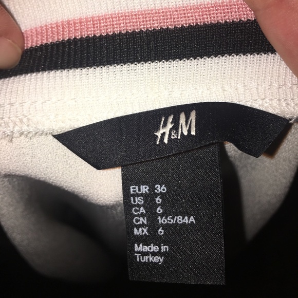 H&M Short Sleeve Zip Front Jacket - Picture 5 of 5