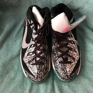 Nike Hyperdunk 2014 Kyrie Irving PE