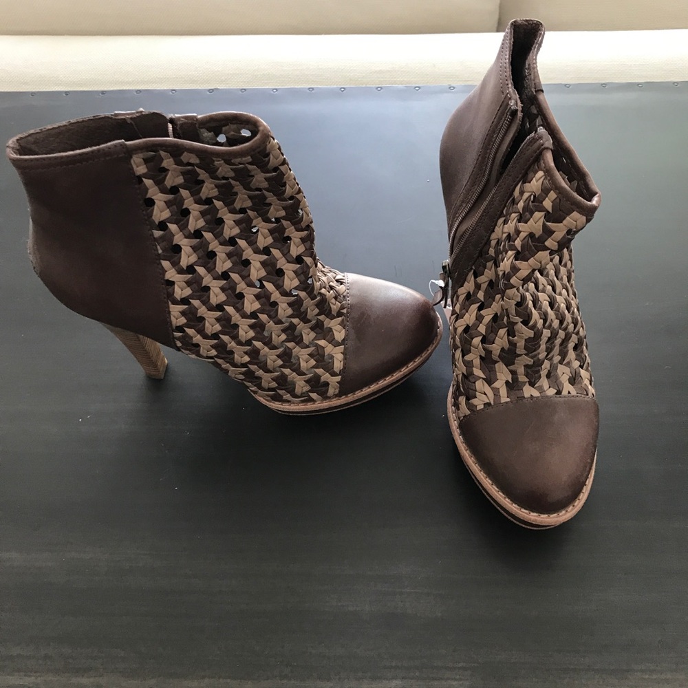 Ugg Cutout Booties