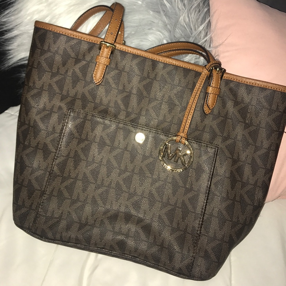 Michael Kors Jet Set Tote