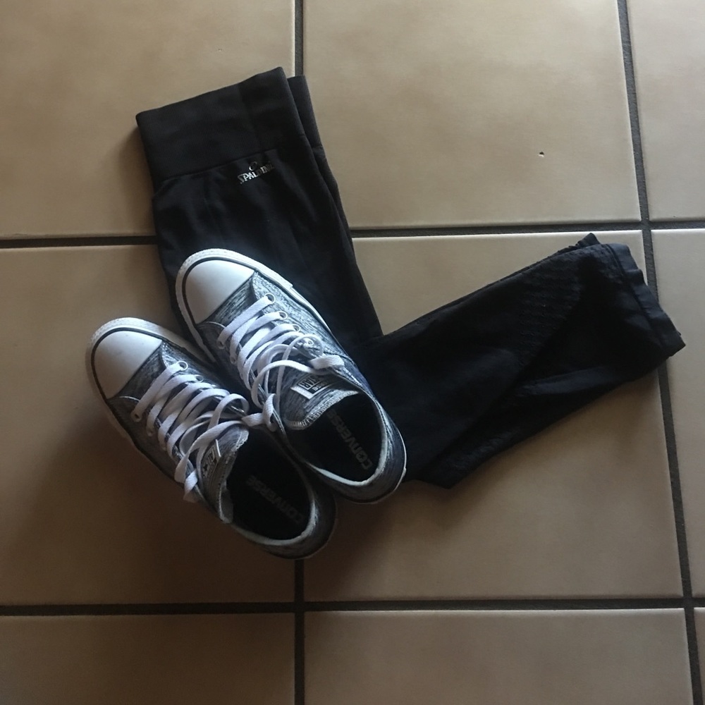 Spaulding workout leggings with design