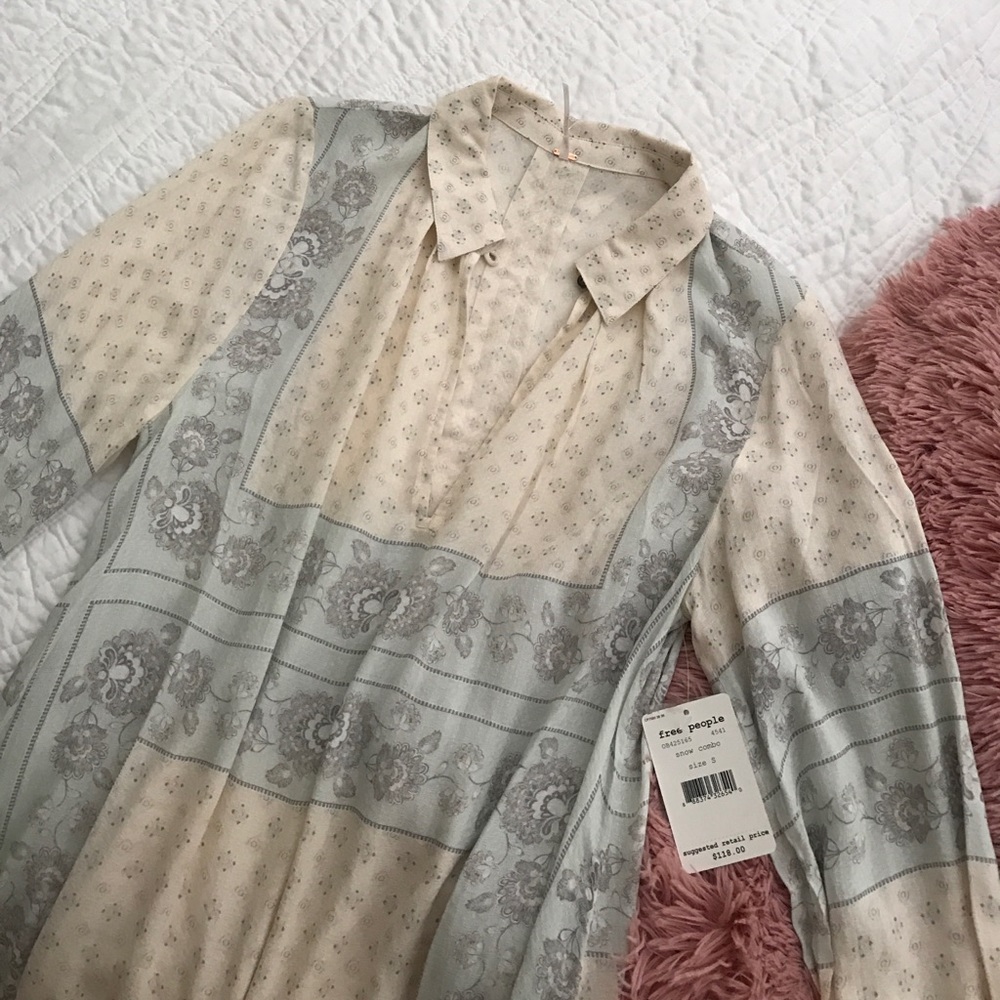 Free People NWT beautiful tunic blouse