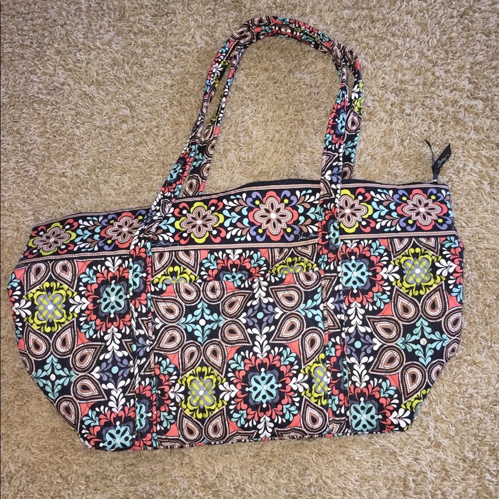 Vera Bradley large tote